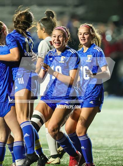 Thumbnail 1 in Clarkston @ Fife (WIAA 2A Playoffs) photogallery.