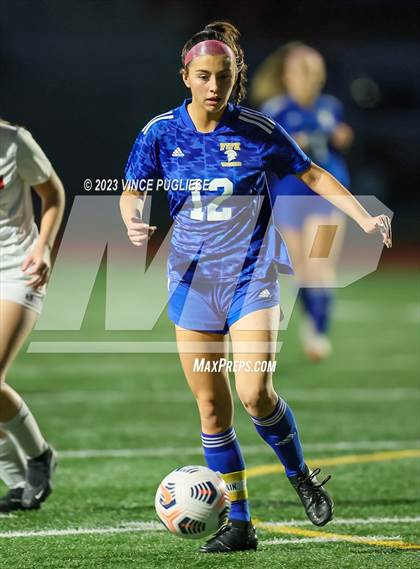 Thumbnail 1 in Clarkston @ Fife (WIAA 2A Playoffs) photogallery.