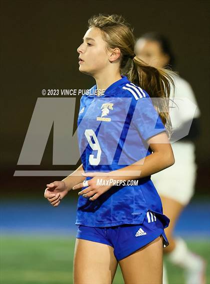 Thumbnail 1 in Clarkston @ Fife (WIAA 2A Playoffs) photogallery.