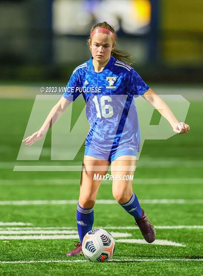 Thumbnail 2 in Clarkston @ Fife (WIAA 2A Playoffs) photogallery.
