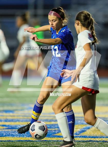 Thumbnail 2 in Clarkston @ Fife (WIAA 2A Playoffs) photogallery.