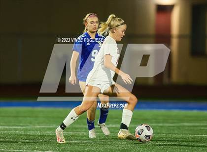 Thumbnail 3 in Clarkston @ Fife (WIAA 2A Playoffs) photogallery.