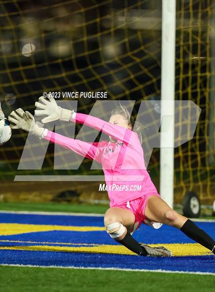 Thumbnail 3 in Clarkston @ Fife (WIAA 2A Playoffs) photogallery.