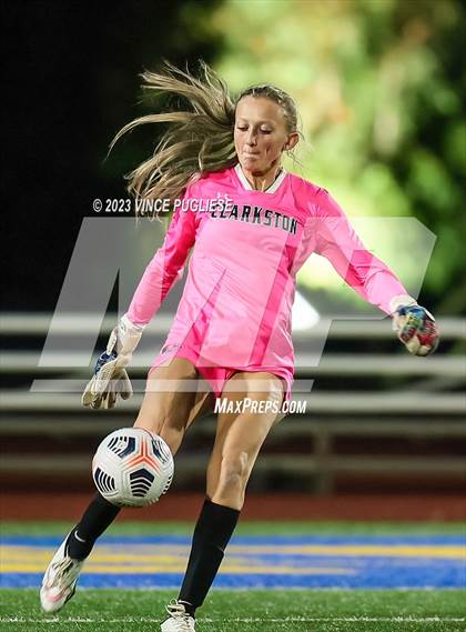 Thumbnail 3 in Clarkston @ Fife (WIAA 2A Playoffs) photogallery.