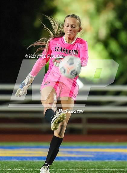 Thumbnail 1 in Clarkston @ Fife (WIAA 2A Playoffs) photogallery.