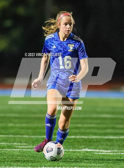 Thumbnail 1 in Clarkston @ Fife (WIAA 2A Playoffs) photogallery.