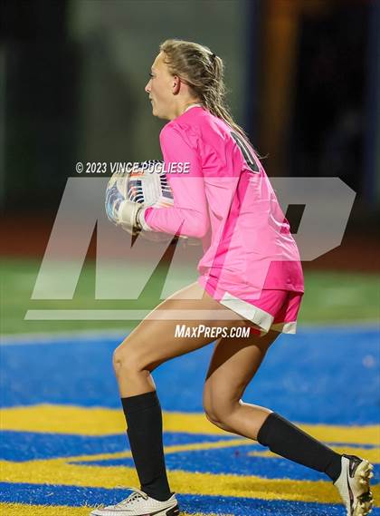 Thumbnail 2 in Clarkston @ Fife (WIAA 2A Playoffs) photogallery.