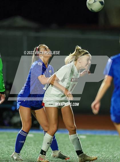 Thumbnail 2 in Clarkston @ Fife (WIAA 2A Playoffs) photogallery.