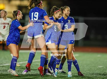 Thumbnail 1 in Clarkston @ Fife (WIAA 2A Playoffs) photogallery.
