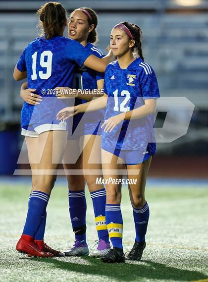 Thumbnail 3 in Clarkston @ Fife (WIAA 2A Playoffs) photogallery.