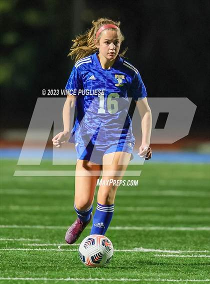 Thumbnail 3 in Clarkston @ Fife (WIAA 2A Playoffs) photogallery.