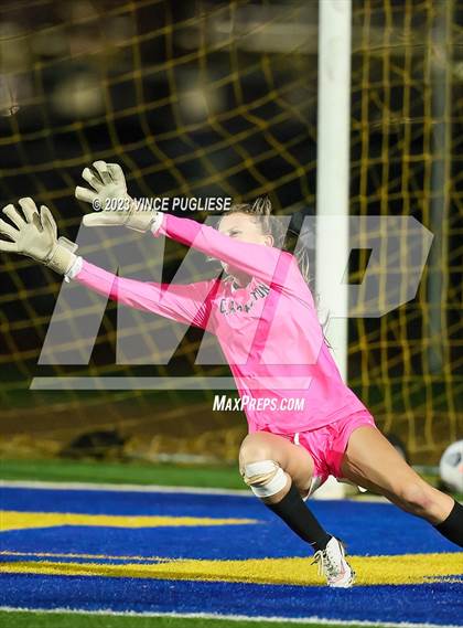 Thumbnail 2 in Clarkston @ Fife (WIAA 2A Playoffs) photogallery.