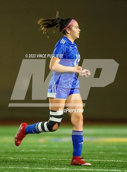 Thumbnail 3 in Clarkston @ Fife (WIAA 2A Playoffs) photogallery.