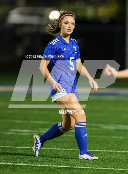 Thumbnail 1 in Clarkston @ Fife (WIAA 2A Playoffs) photogallery.