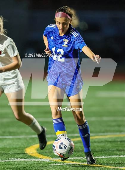 Thumbnail 2 in Clarkston @ Fife (WIAA 2A Playoffs) photogallery.