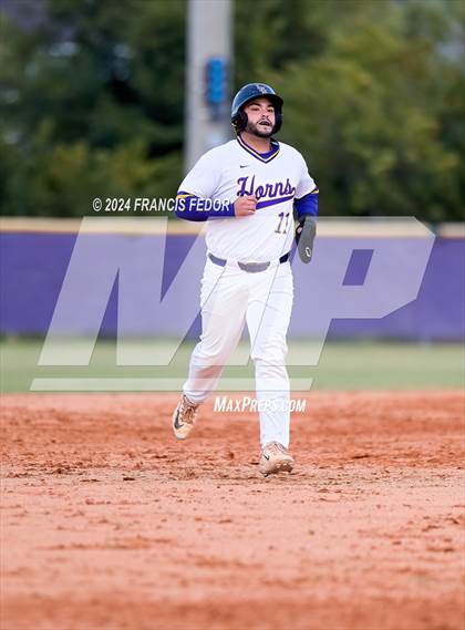 Thumbnail 1 in Osceola @ Lennard (Preseason) photogallery.