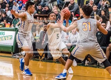 Thumbnail 2 in Newark Memorial vs. Moreau Catholic (NCS Division 2 Quarter Finals) photogallery.