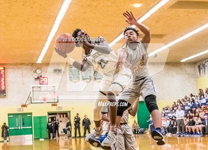 Thumbnail 3 in Newark Memorial vs. Moreau Catholic (NCS Division 2 Quarter Finals) photogallery.