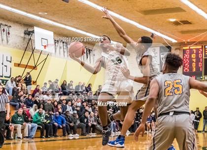 Thumbnail 3 in Newark Memorial vs. Moreau Catholic (NCS Division 2 Quarter Finals) photogallery.