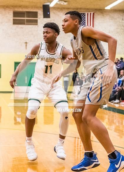 Thumbnail 1 in Newark Memorial vs. Moreau Catholic (NCS Division 2 Quarter Finals) photogallery.