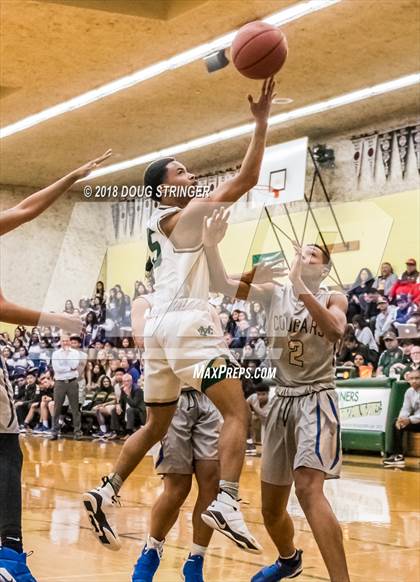 Thumbnail 1 in Newark Memorial vs. Moreau Catholic (NCS Division 2 Quarter Finals) photogallery.