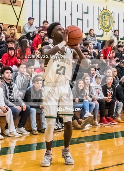 Thumbnail 2 in Newark Memorial vs. Moreau Catholic (NCS Division 2 Quarter Finals) photogallery.