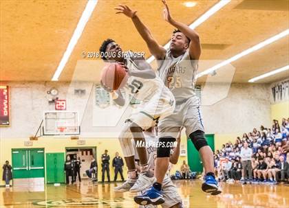 Thumbnail 2 in Newark Memorial vs. Moreau Catholic (NCS Division 2 Quarter Finals) photogallery.