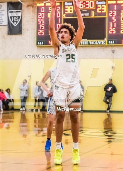 Thumbnail 2 in Newark Memorial vs. Moreau Catholic (NCS Division 2 Quarter Finals) photogallery.