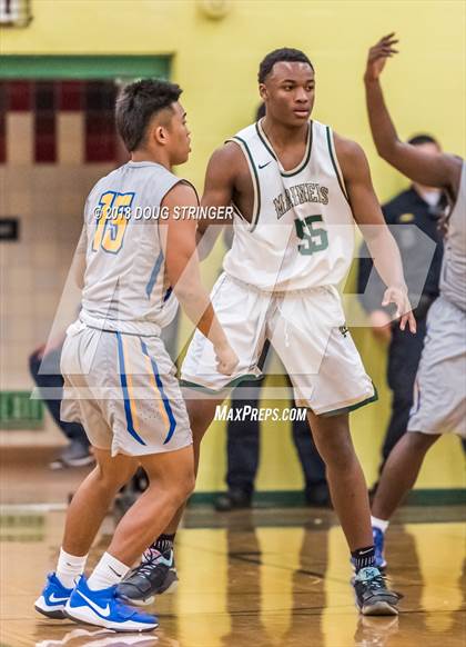 Thumbnail 2 in Newark Memorial vs. Moreau Catholic (NCS Division 2 Quarter Finals) photogallery.