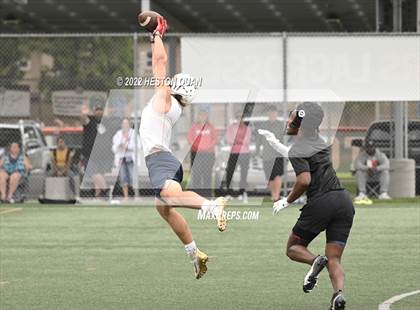 Thumbnail 1 in Tesoro vs. Long Beach Poly (Surf City Tournament) photogallery.