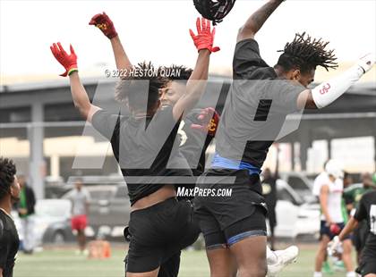 Thumbnail 2 in Tesoro vs. Long Beach Poly (Surf City Tournament) photogallery.
