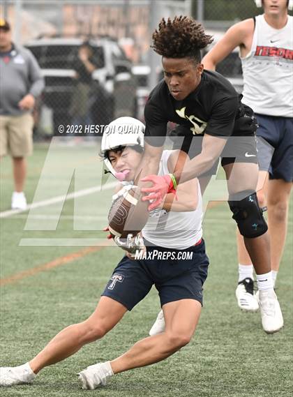 Thumbnail 3 in Tesoro vs. Long Beach Poly (Surf City Tournament) photogallery.