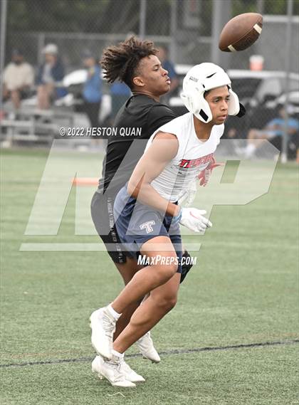 Thumbnail 3 in Tesoro vs. Long Beach Poly (Surf City Tournament) photogallery.