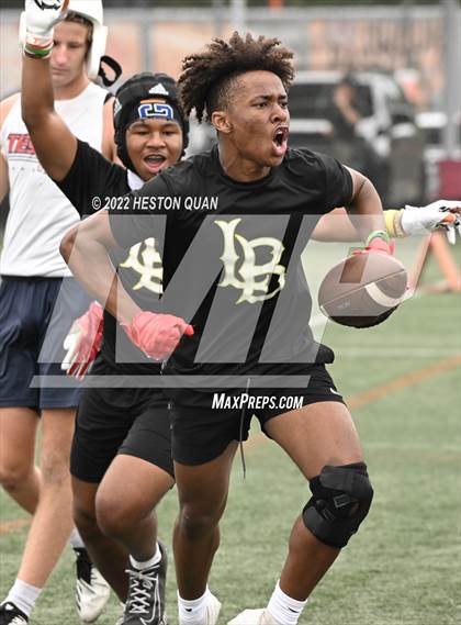 Thumbnail 3 in Tesoro vs. Long Beach Poly (Surf City Tournament) photogallery.