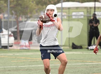 Thumbnail 2 in Tesoro vs. Long Beach Poly (Surf City Tournament) photogallery.