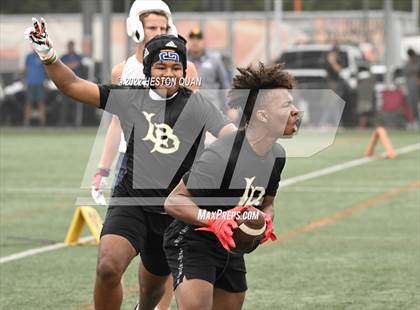 Thumbnail 3 in Tesoro vs. Long Beach Poly (Surf City Tournament) photogallery.