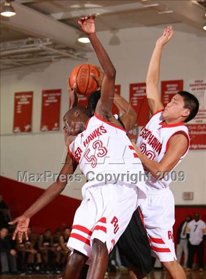 Thumbnail 3 in Harvard-Westlake @ Redondo (Pacific Shores Tournament) photogallery.