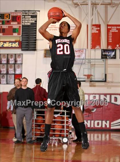 Thumbnail 1 in Harvard-Westlake @ Redondo (Pacific Shores Tournament) photogallery.