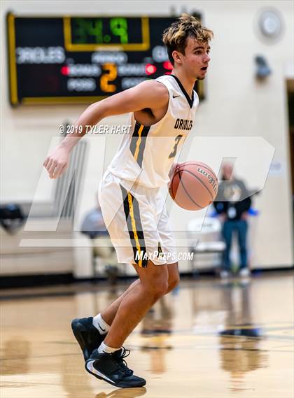 Thumbnail 3 in Hamilton Southeastern @ Avon photogallery.