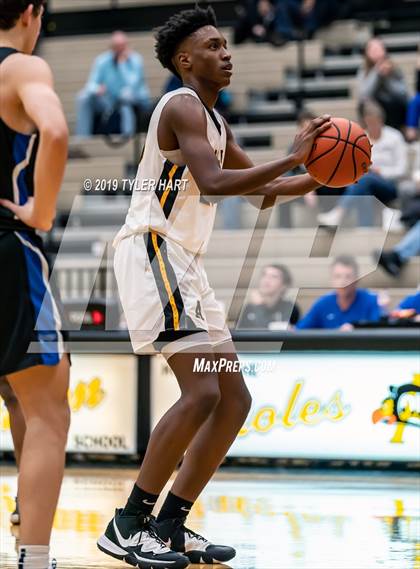 Thumbnail 2 in Hamilton Southeastern @ Avon photogallery.