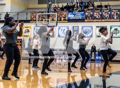 Thumbnail 2 in Hamilton Southeastern @ Avon photogallery.