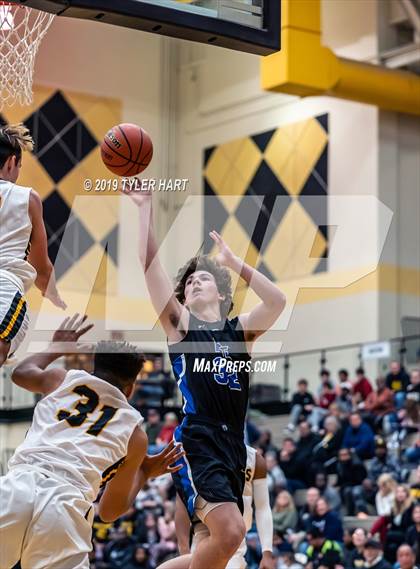 Thumbnail 1 in Hamilton Southeastern @ Avon photogallery.