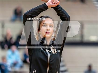 Thumbnail 1 in Hamilton Southeastern @ Avon photogallery.