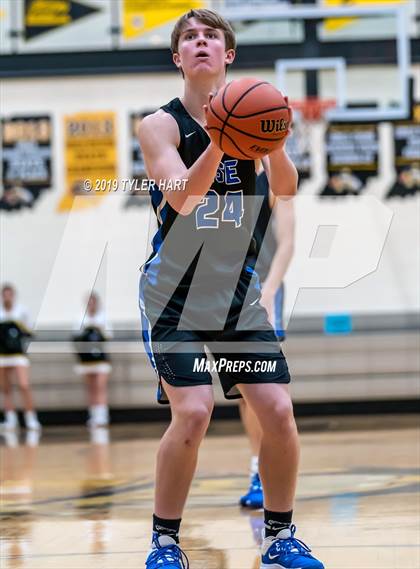 Thumbnail 2 in Hamilton Southeastern @ Avon photogallery.
