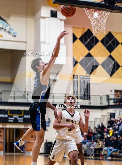 Thumbnail 2 in Hamilton Southeastern @ Avon photogallery.