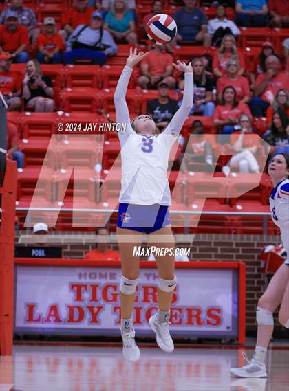 Thumbnail 3 in Graham @ Glen Rose photogallery.