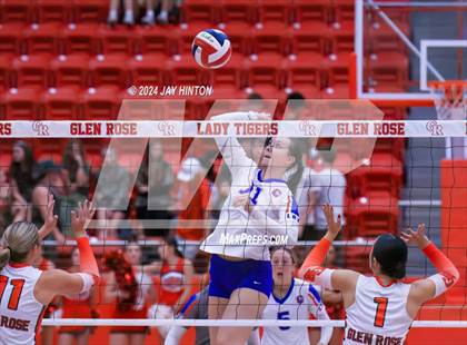 Thumbnail 1 in Graham @ Glen Rose photogallery.