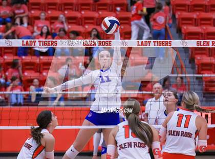 Thumbnail 2 in Graham @ Glen Rose photogallery.