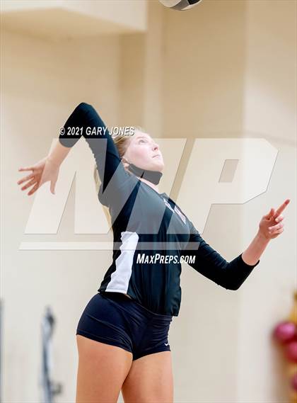 Thumbnail 3 in Granite Bay @ Whitney photogallery.