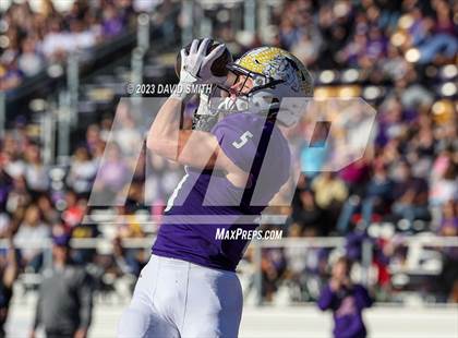 Thumbnail 3 in Nevada @ Kearney (MSHSAA Class 4 Quarterfinal) photogallery.